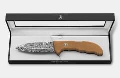 Victorinox 0.9410.J26 Evoke Damascus Çakı LE2026 Çakı Limited Edition 5365/7000